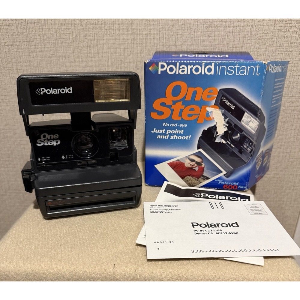Vintage Polaroid OneStep 600 Instant Camera – Original Box & Paperwork
